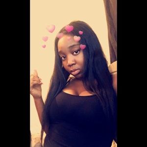 Meet your Posher, Timia